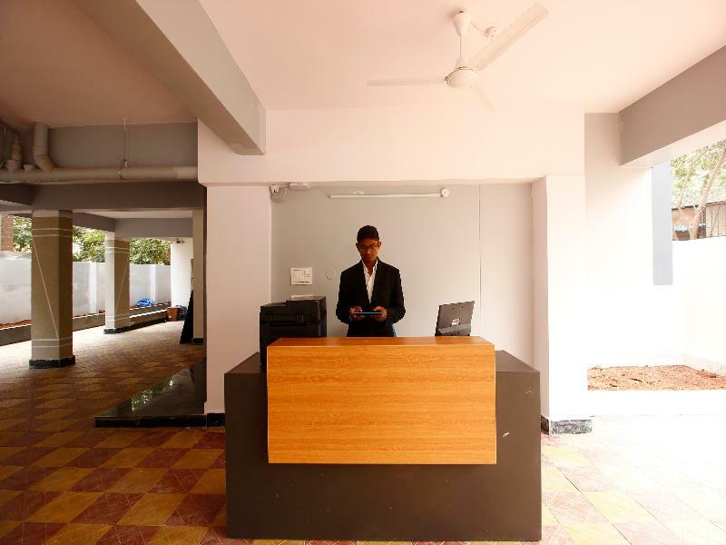 Oyo Silverkey 74581 Nallagandla Hotel Hyderabad Exterior foto