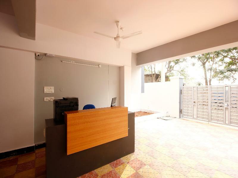 Oyo Silverkey 74581 Nallagandla Hotel Hyderabad Exterior foto