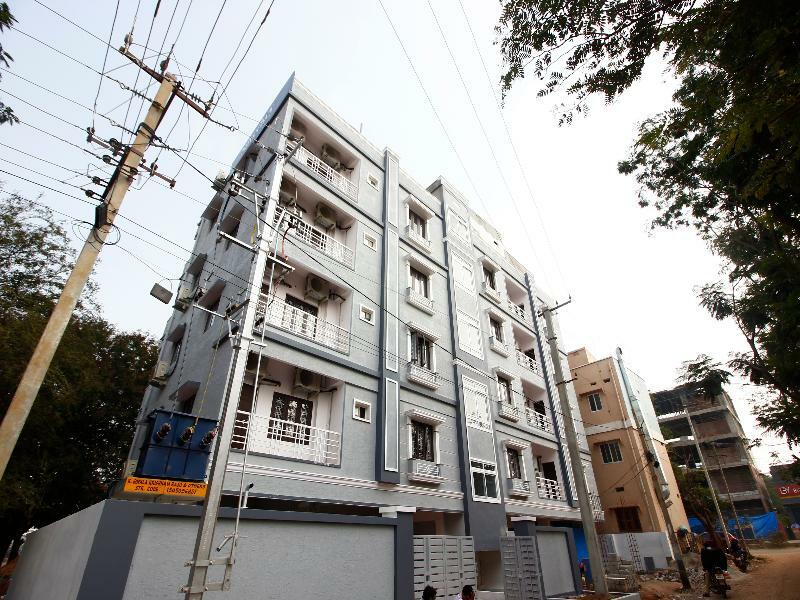 Oyo Silverkey 74581 Nallagandla Hotel Hyderabad Exterior foto