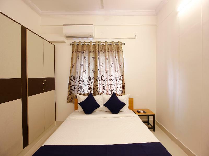 Oyo Silverkey 74581 Nallagandla Hotel Hyderabad Exterior foto